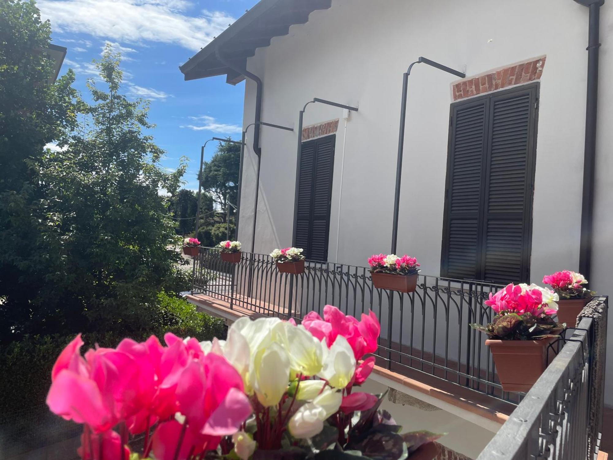 Villa Simona Malpensa Gallarate Exterior photo