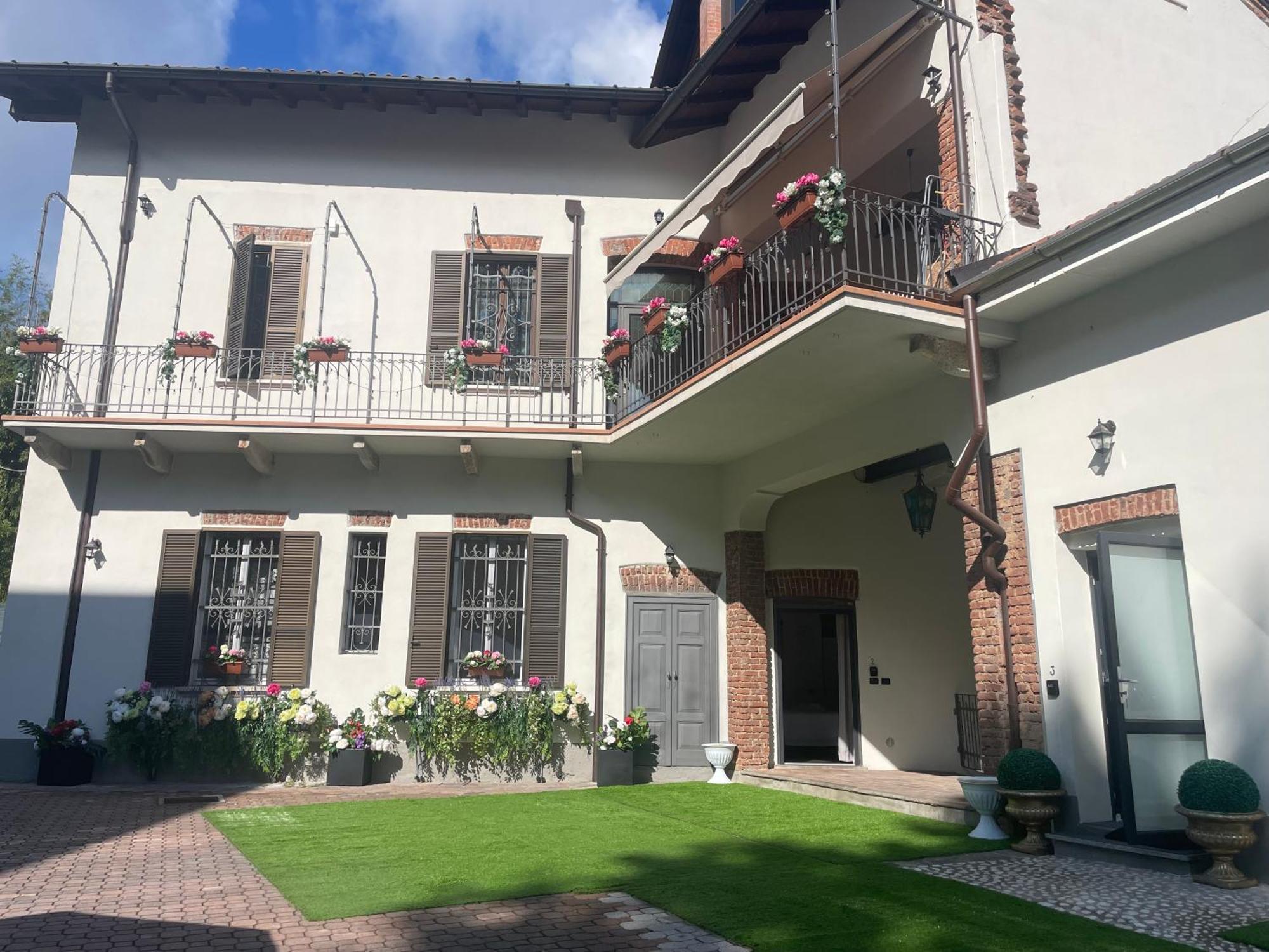 Villa Simona Malpensa Gallarate Exterior photo