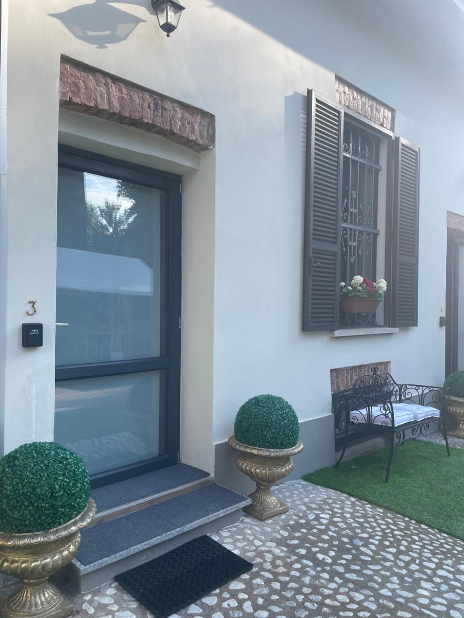 Villa Simona Malpensa Gallarate Exterior photo